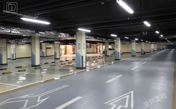 地坪漆包工包料多少錢一平方？