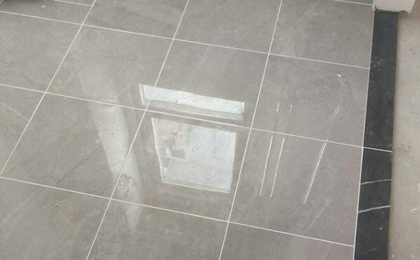 聚脲美縫劑和環(huán)氧彩砂哪個(gè)好?