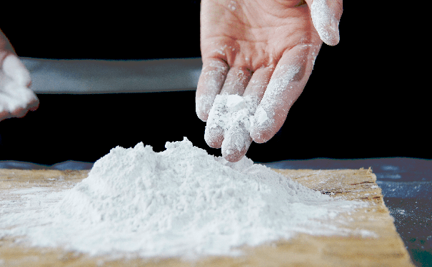 內(nèi)墻膩?zhàn)优浞郊芭淞媳斫榻B